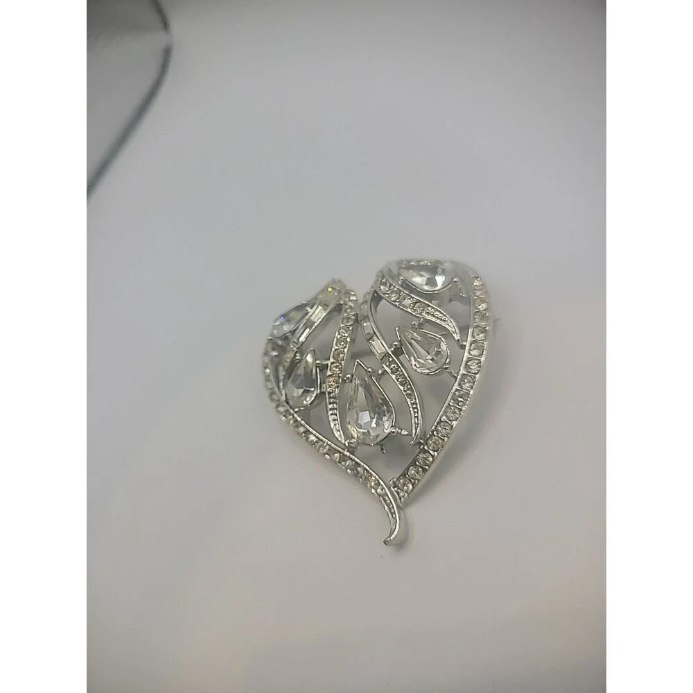 Vintage Coro Pin Brooch Ornate Heart Crystal Teardrop Jewelry Costume